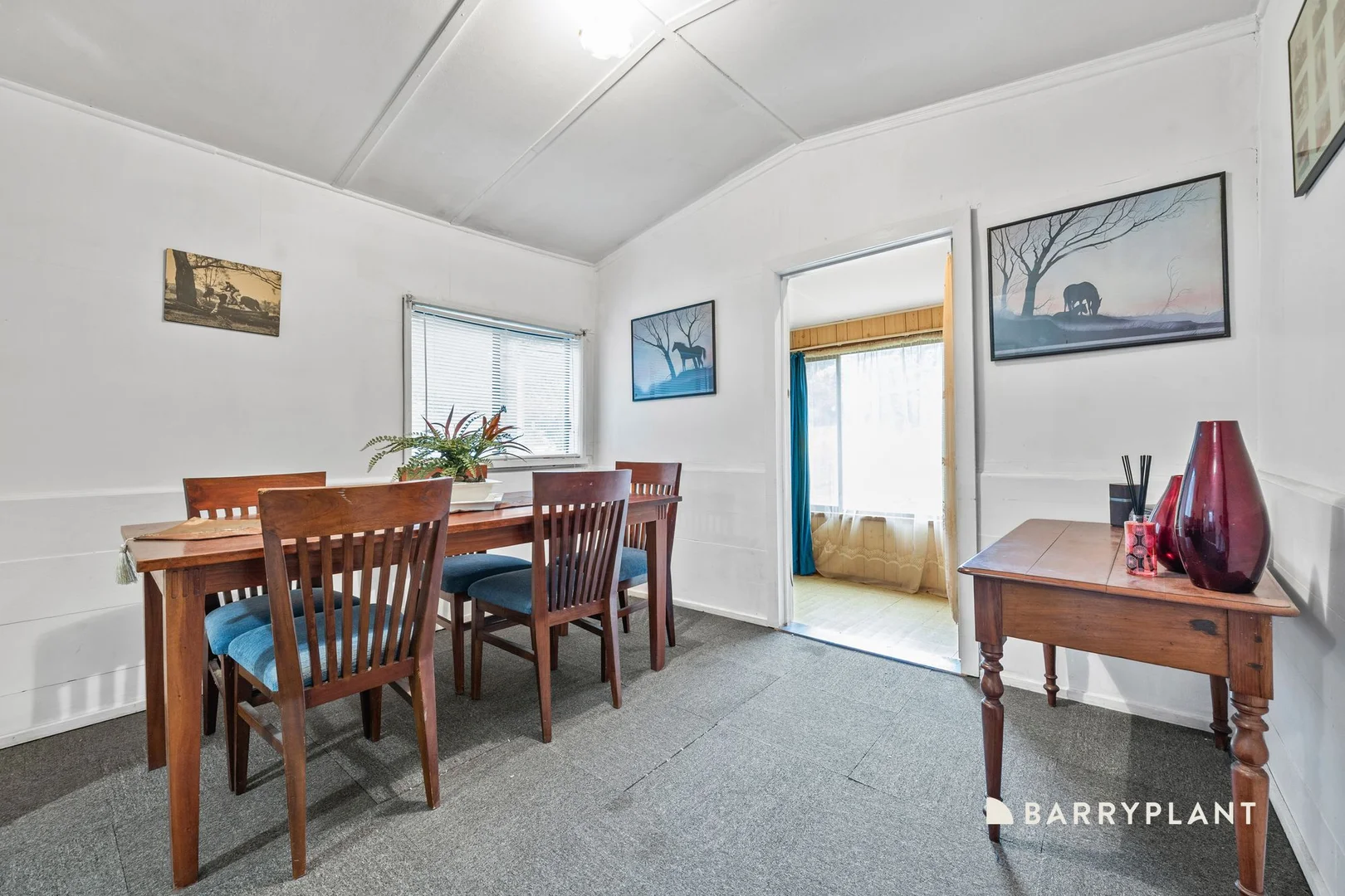 7 Daphne Crescent, Hurstbridge VIC 3099 photo 5