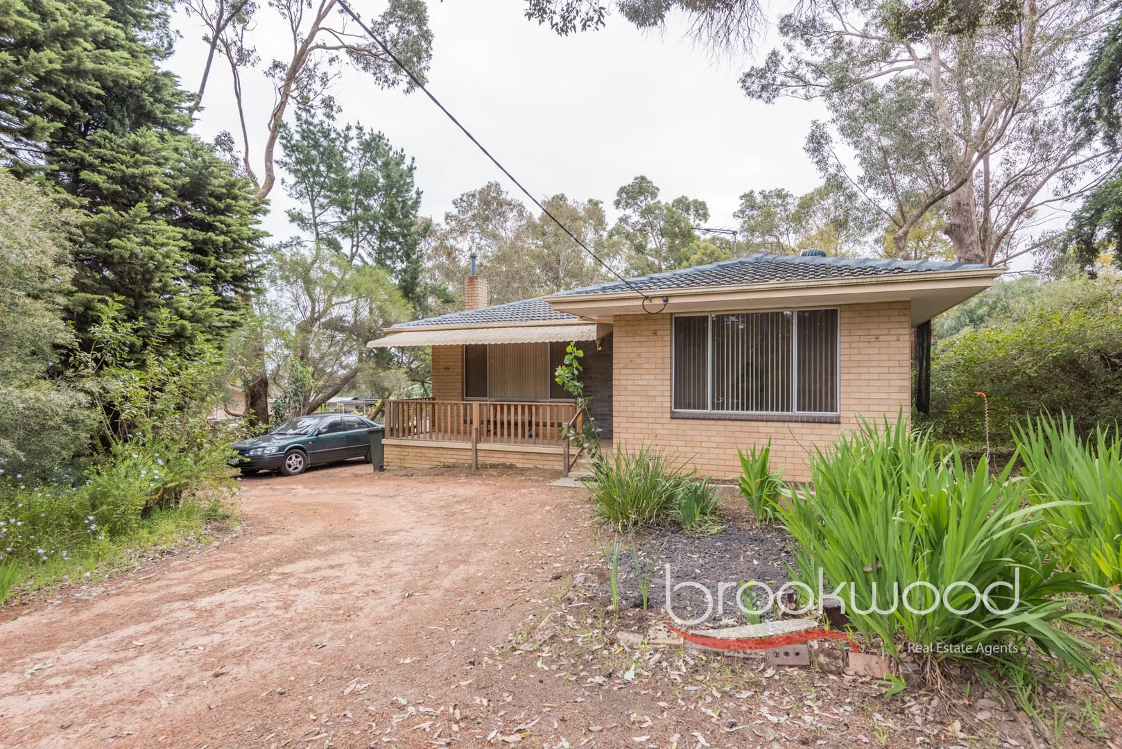 55 Hartung Street, Mundaring WA 6073