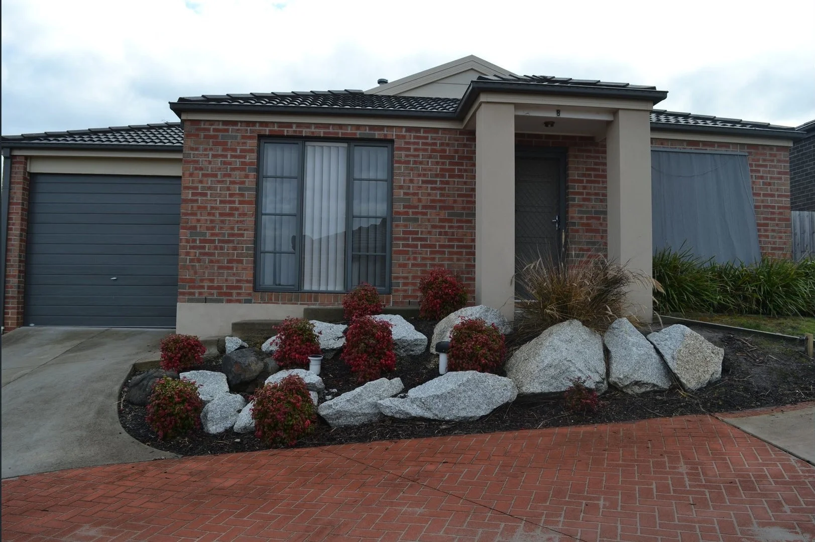 8/107 Army Road, Pakenham VIC 3810