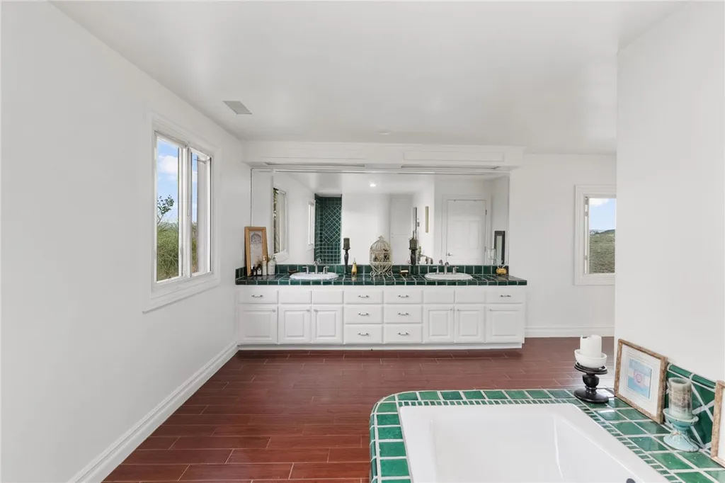 Additional image 45 of 43110 Palomino Cir, Temecula, CA 92590