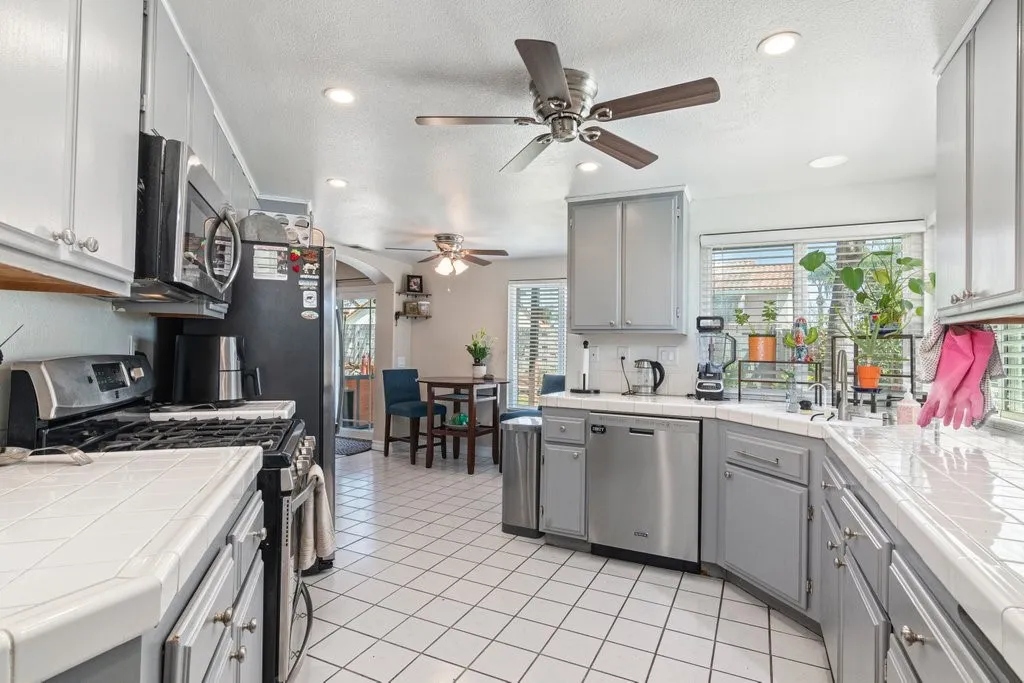 Additional image 11 of 8774 Morninglight Cir, Riverside, CA 92508