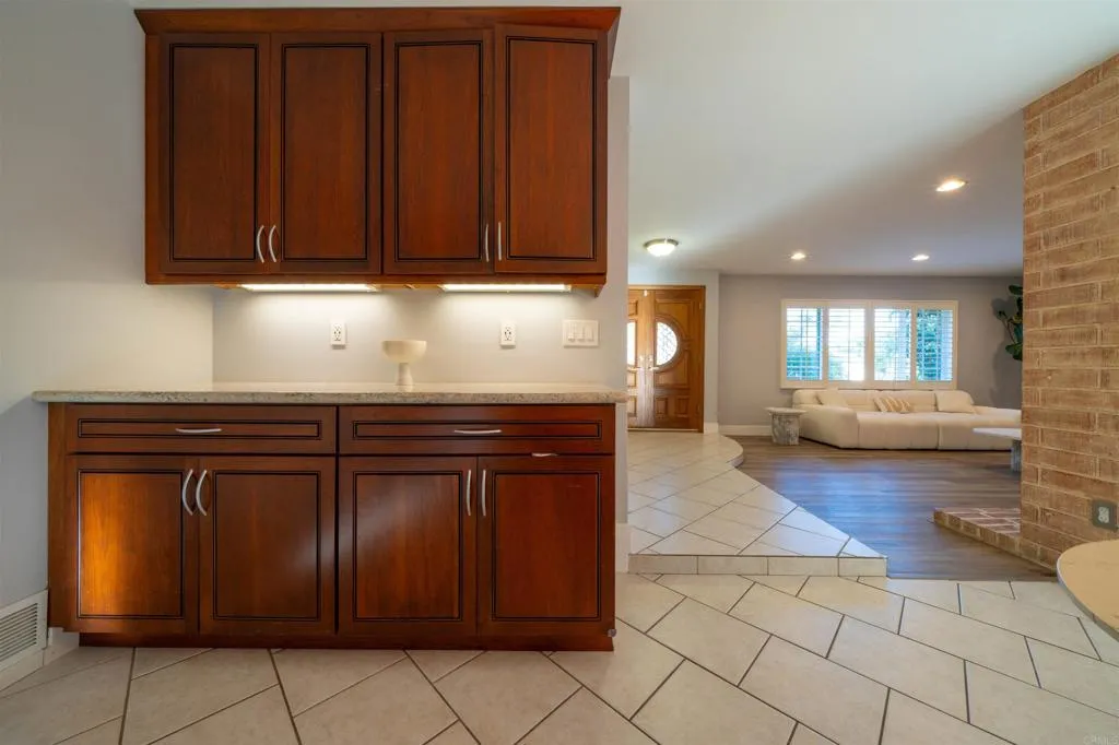 Additional image 12 of 3876 Mount Albertine Avenue, San Diego, CA 92111