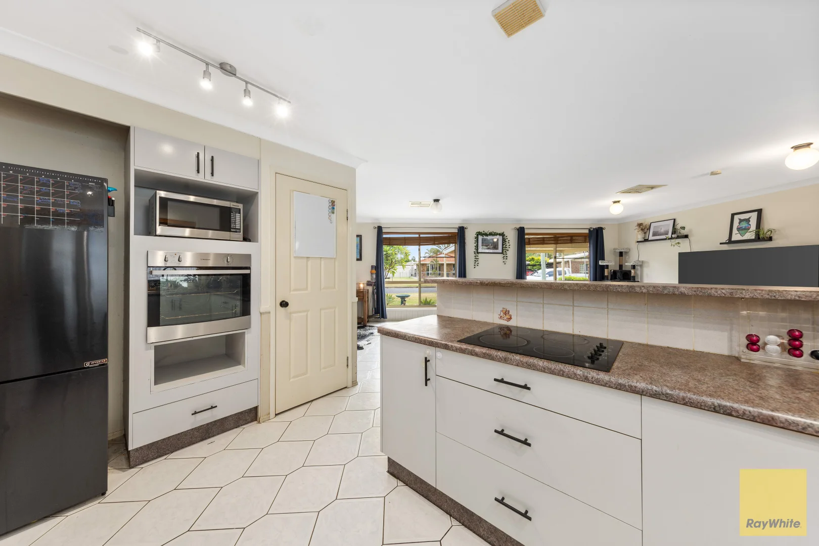 Additional image 7 of 67 Staal Crescent, Emerald QLD 4720