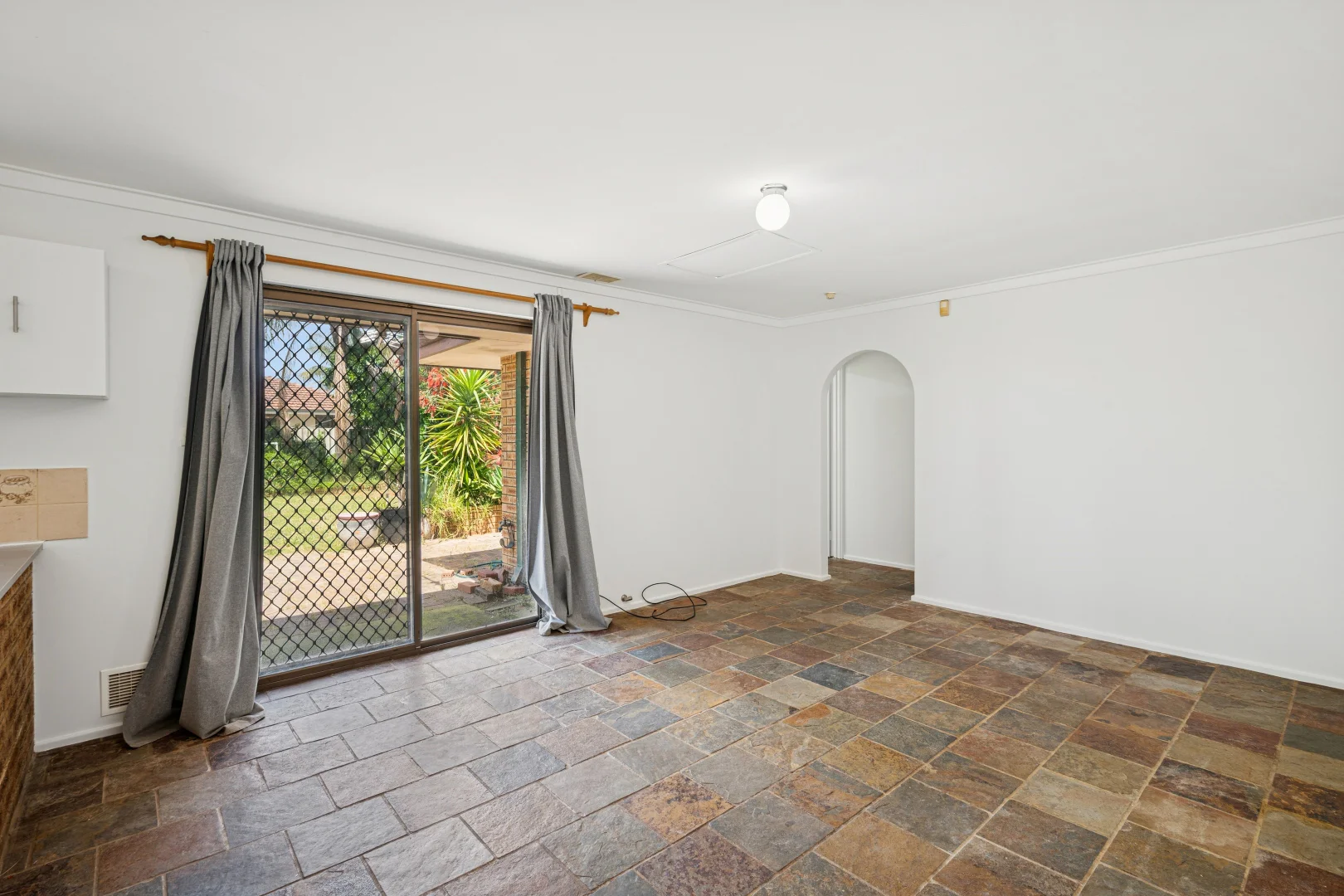 Additional image 8 of 25 Swanley Street, Marangaroo WA 6064