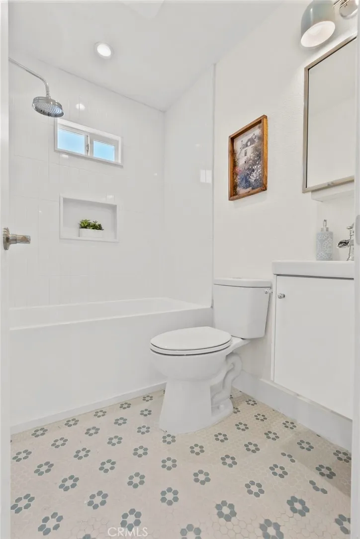 Additional image 46 of 3705 S St Andrews Pl, Los Angeles, CA 90018