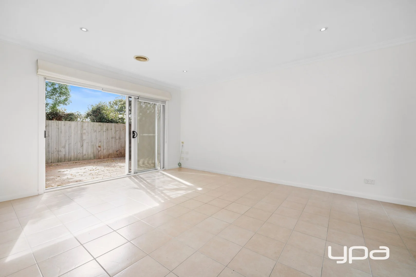 Additional image 10 of 2/32 South Road, Rosebud VIC 3939