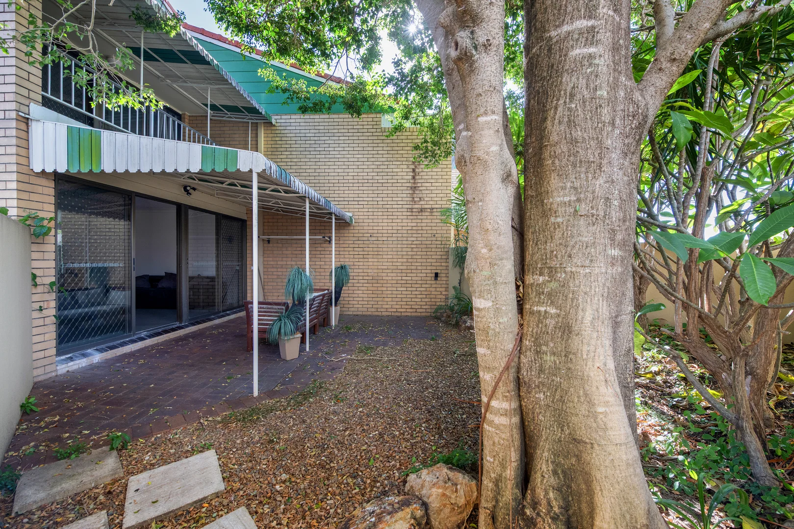 Additional image 16 of 3/11 Hooker Boulevard, Broadbeach Waters QLD 4218