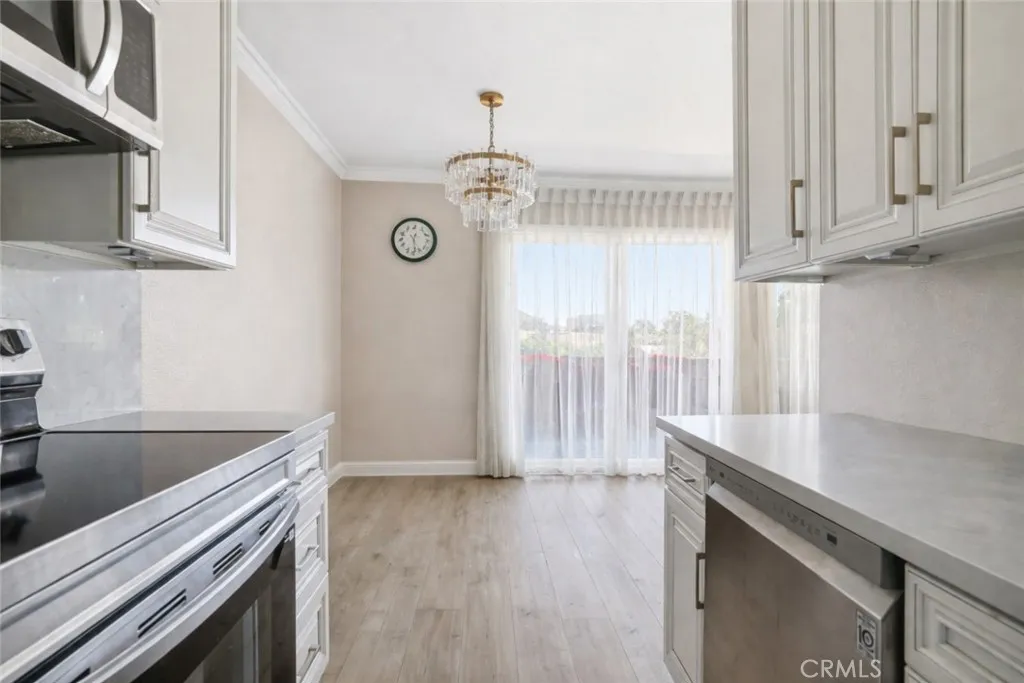 Additional image 33 of 121 Sinclair Avenue Unit 213, Glendale, CA 91206