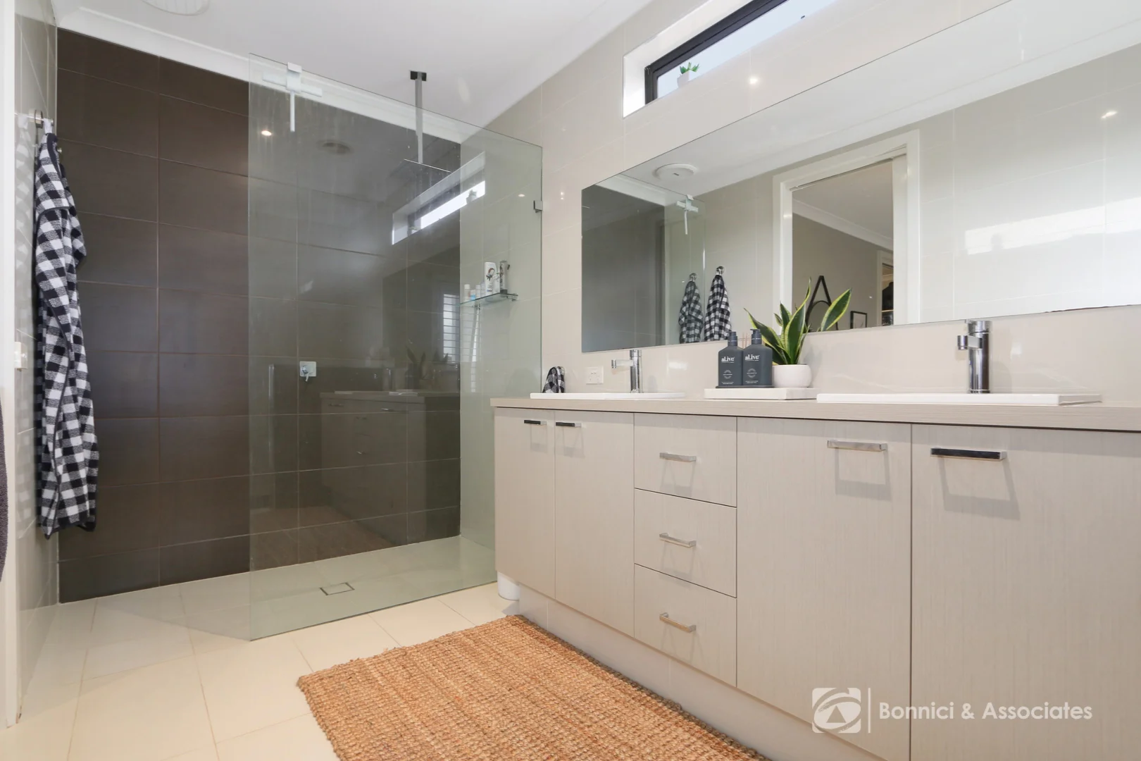 Additional image 13 of 43 Craig Circuit, Leneva VIC 3691