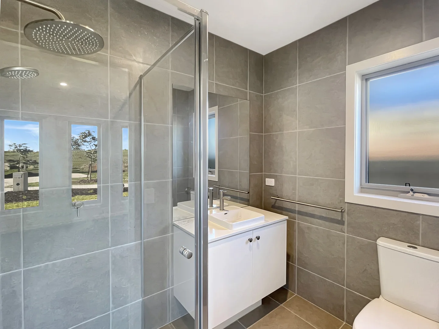 Additional image 7 of 2 Canico Crescent, Mernda VIC 3754