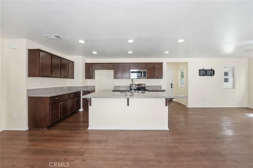 Additional image 6 of 1422 Silverberry Lane, Beaumont, CA 92223