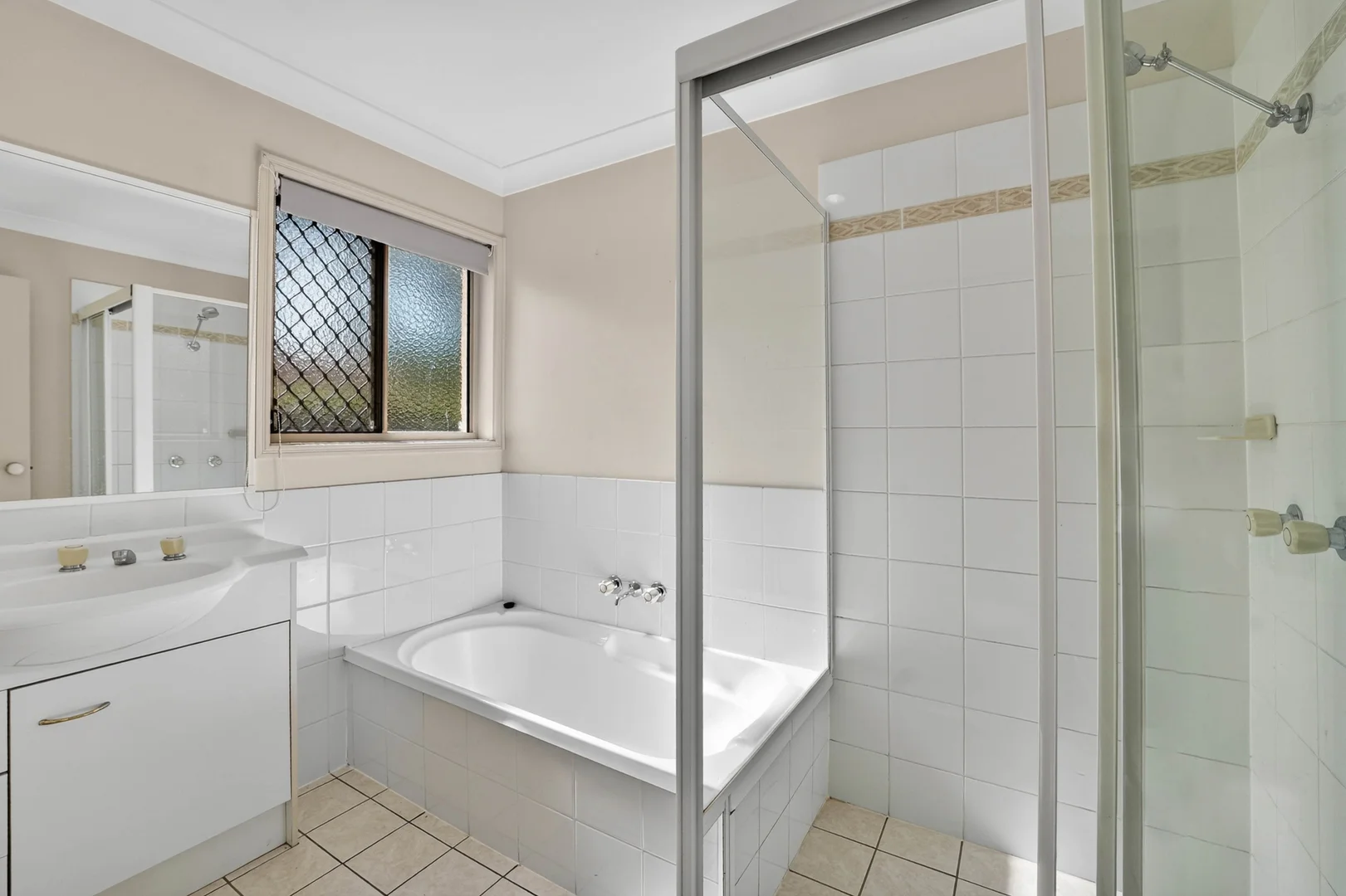 Additional image 9 of 44 Homebush Crescent, Sinnamon Park QLD 4073