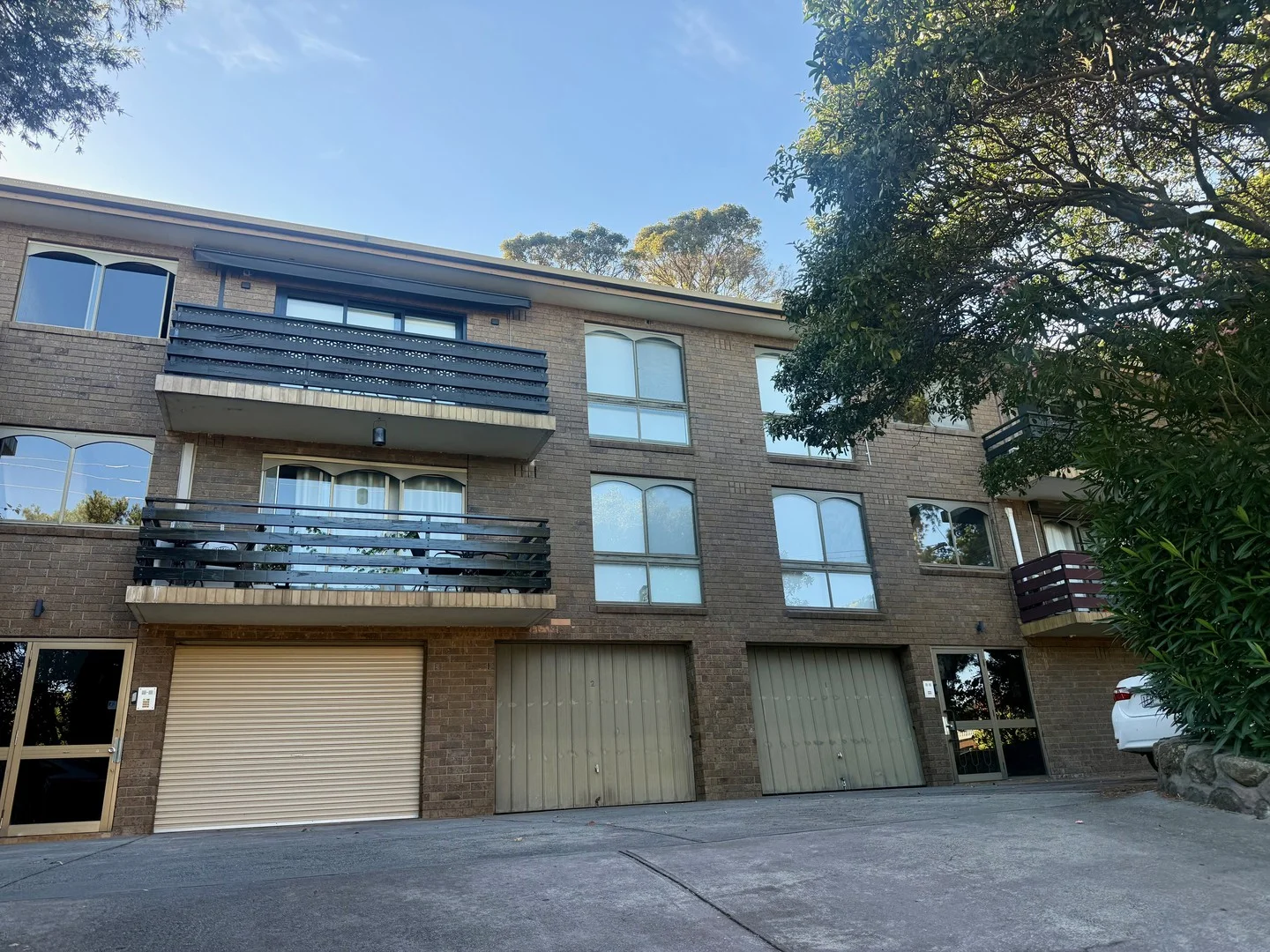 4/11 Firth Street, Doncaster VIC 3108