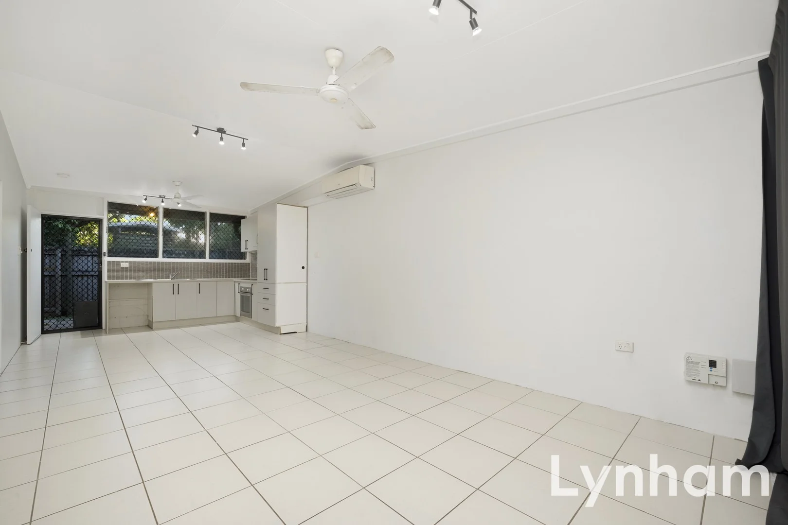 3/53 Princes Road, Hyde Park QLD 4812