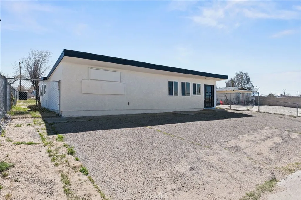 Additional image 74 of 25441 W Main St, Barstow, CA 92311