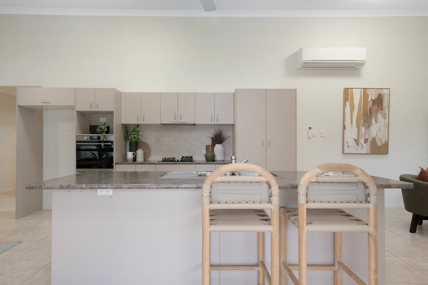 Additional image 5 of 7 Currawinya Court, Bushland Beach QLD 4818
