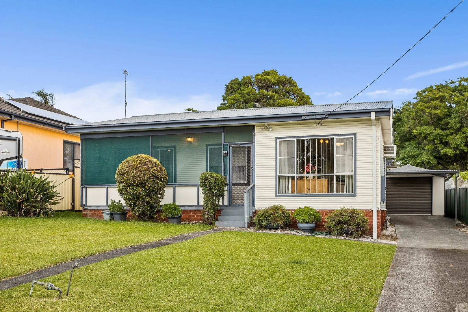 94 Leawarra Avenue, Barrack Heights NSW 2528