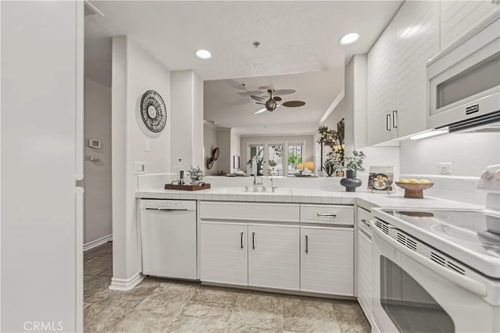 Additional image 24 of 2233 Martin Unit 115, Irvine, CA 92612