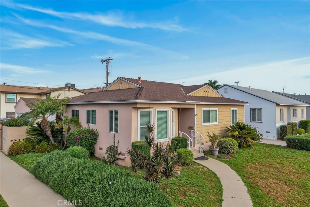 1057 S 5th St, Montebello, CA 90640