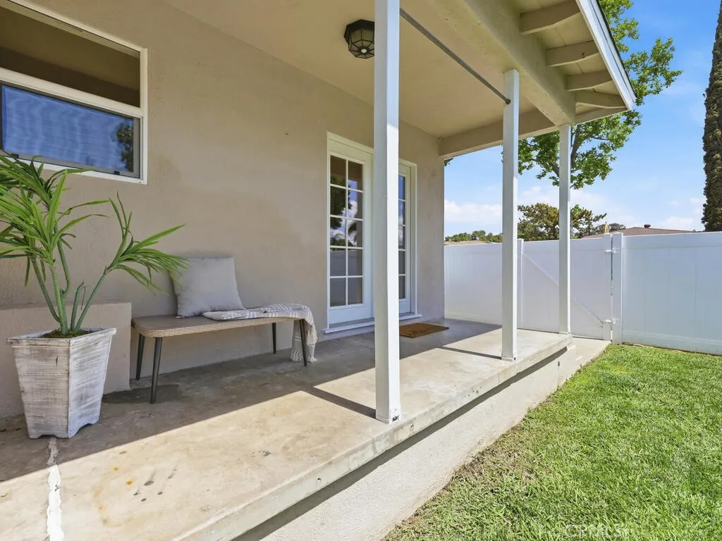 Additional image 75 of 422 E 22nd St, Santa Ana, CA 92706