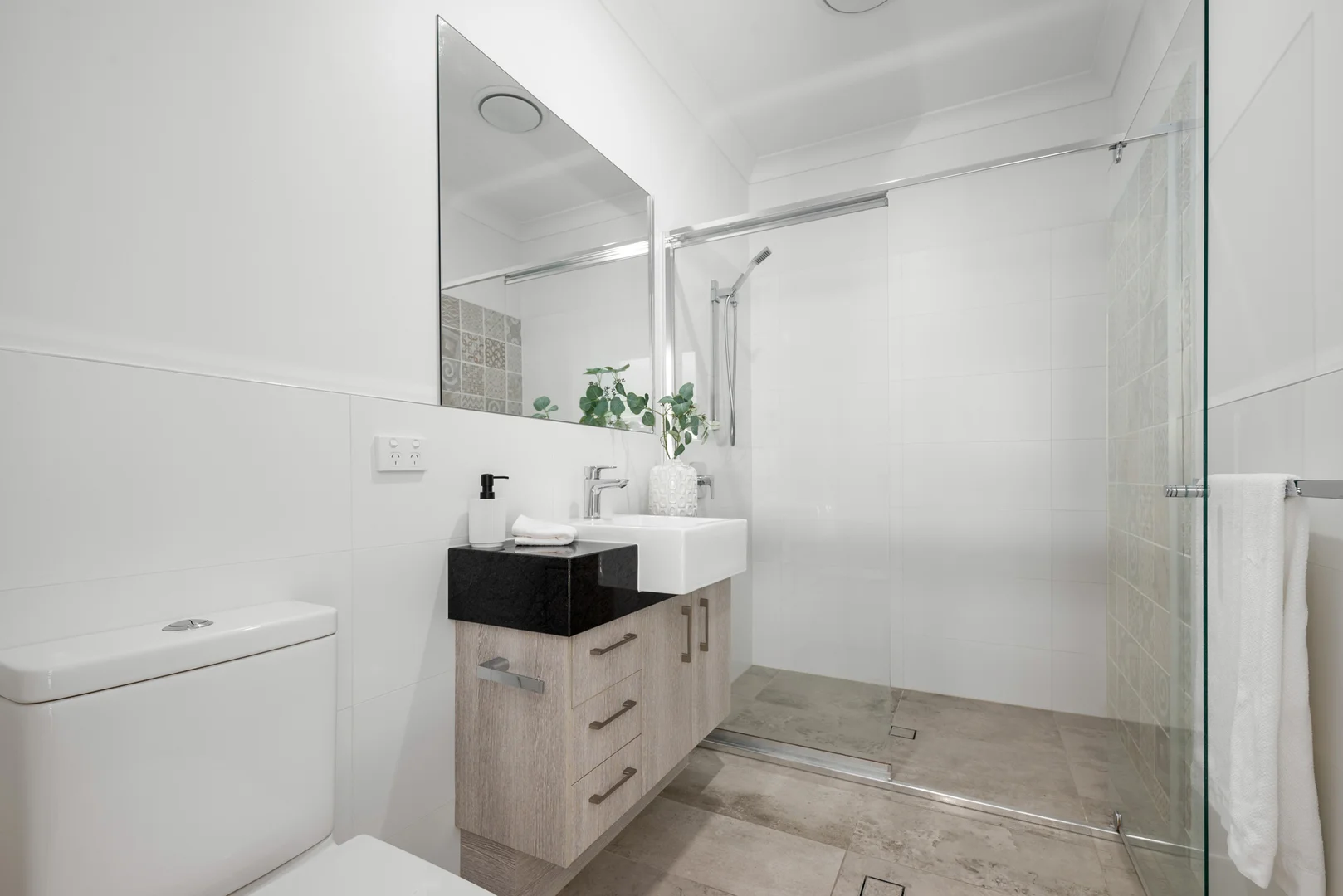 Additional image 14 of 1/23 Anzac Road, Carina Heights QLD 4152