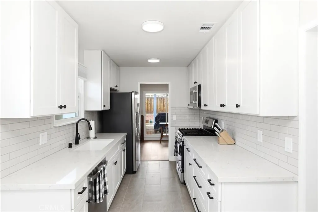 Additional image 3 of 2909 Pecos Way, Riverside, CA 92506