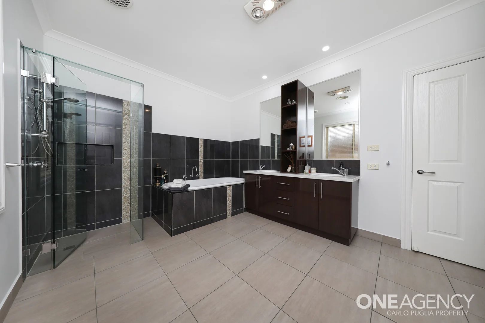 Additional image 11 of 18 Elsternwick Street, Caroline Springs VIC 3023