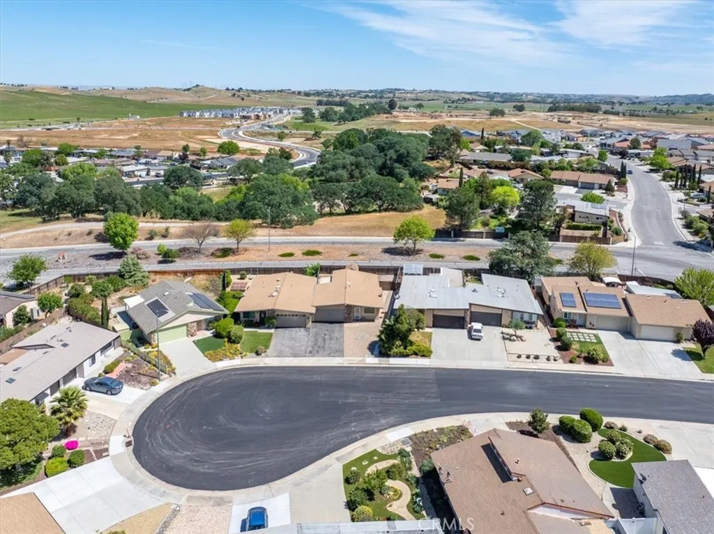 Additional image 4 of 1736 Marigold Ln, Paso Robles, CA 93446