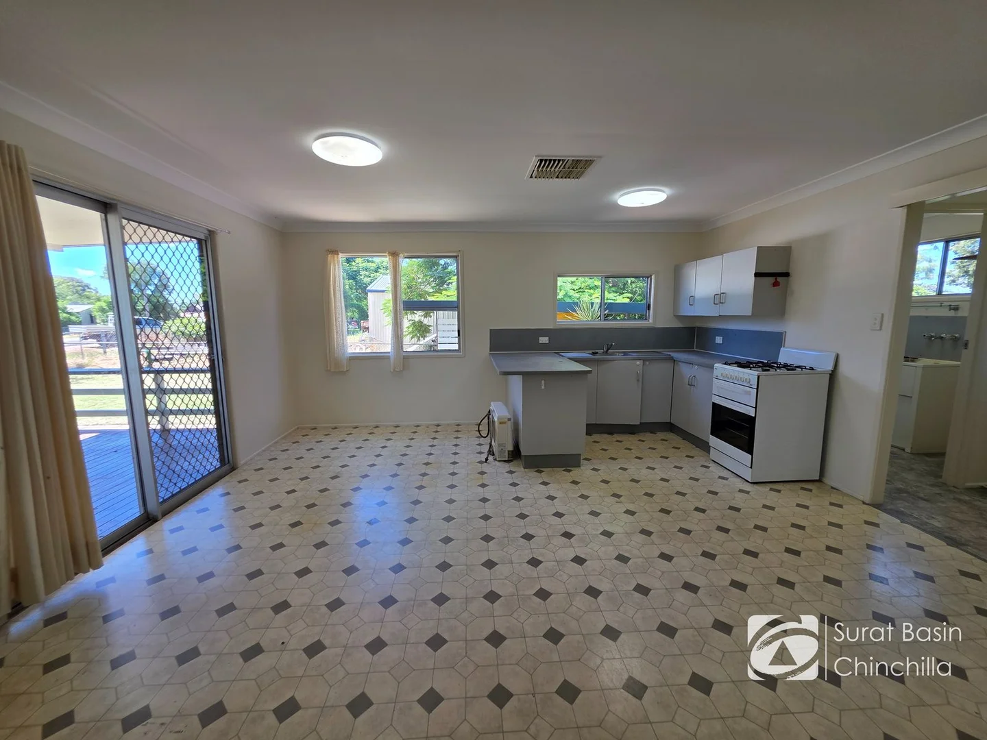 46 Martin Street, Taroom QLD 4420 photo 4