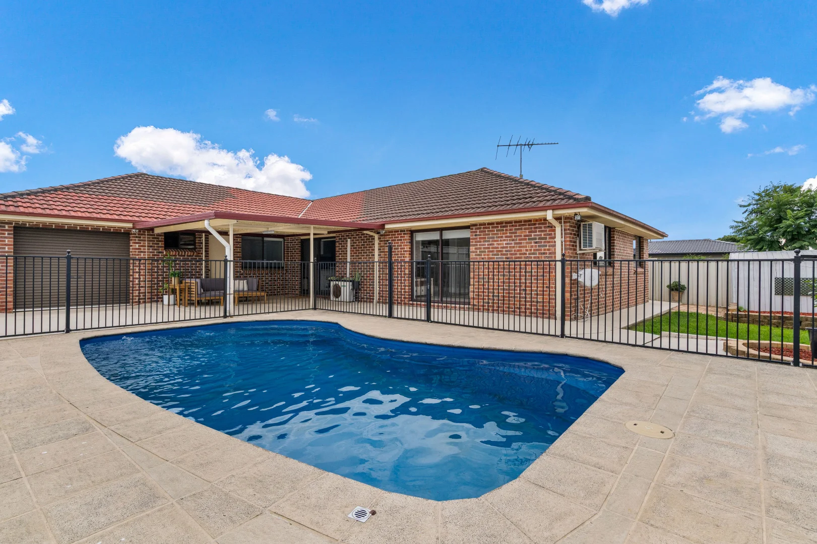 Additional image 18 of 72 Carbasse Crescent, St Helens Park NSW 2560