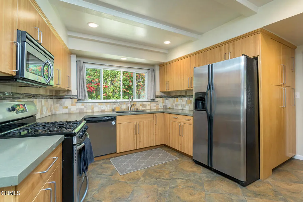 Additional image 92 of 5165 Ocean View Boulevard, La Canada Flintridge, CA 91011