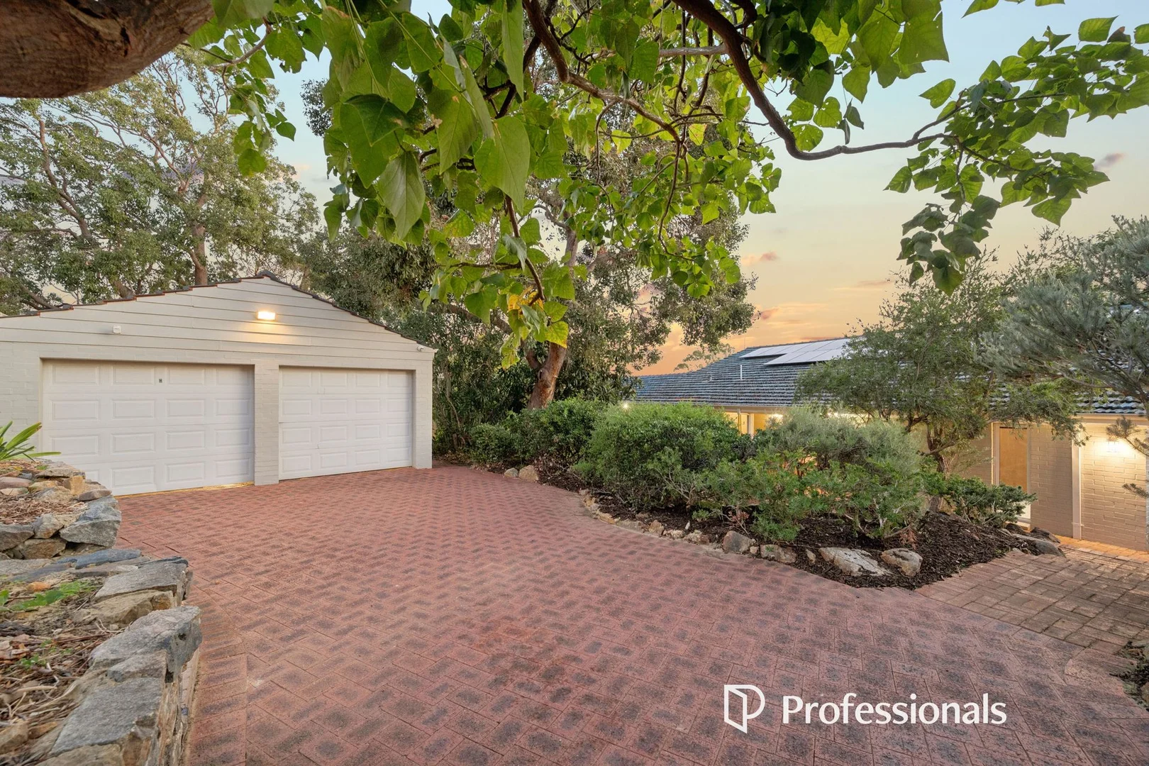 Additional image 30 of 1 High Peak Place, Lesmurdie WA 6076