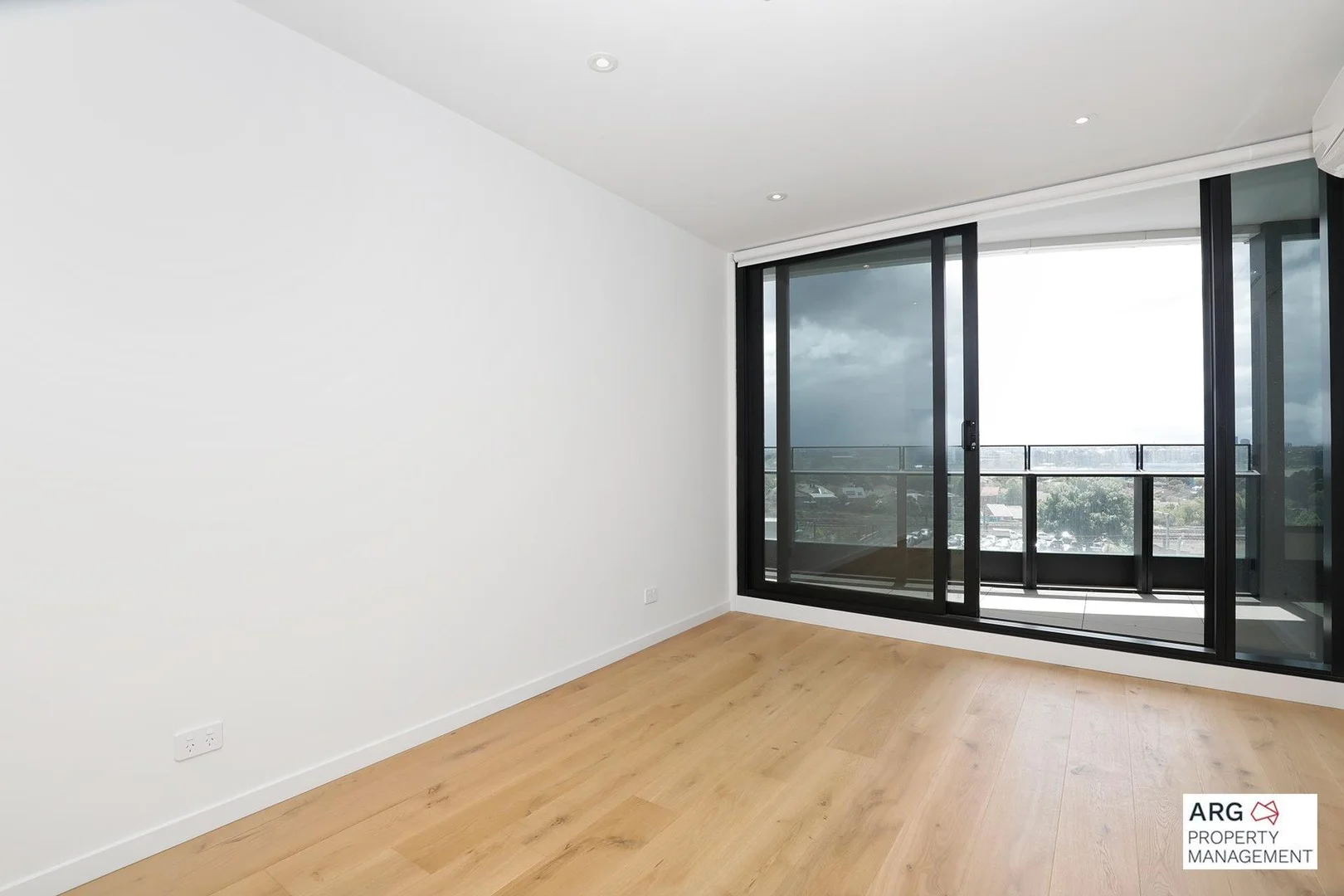 503/8 Hallenstein Street, Footscray VIC 3011