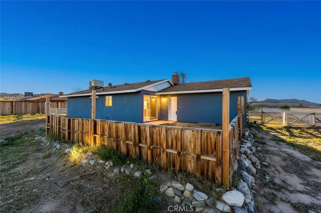 Additional image 75 of 40974 156th Street E, Lake Los Angeles, CA 93535