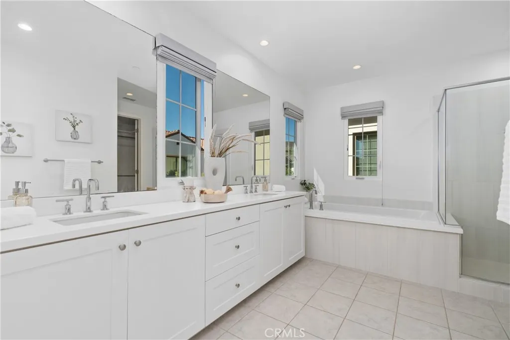 Additional image 33 of 201 Fiore, Irvine, CA 92602