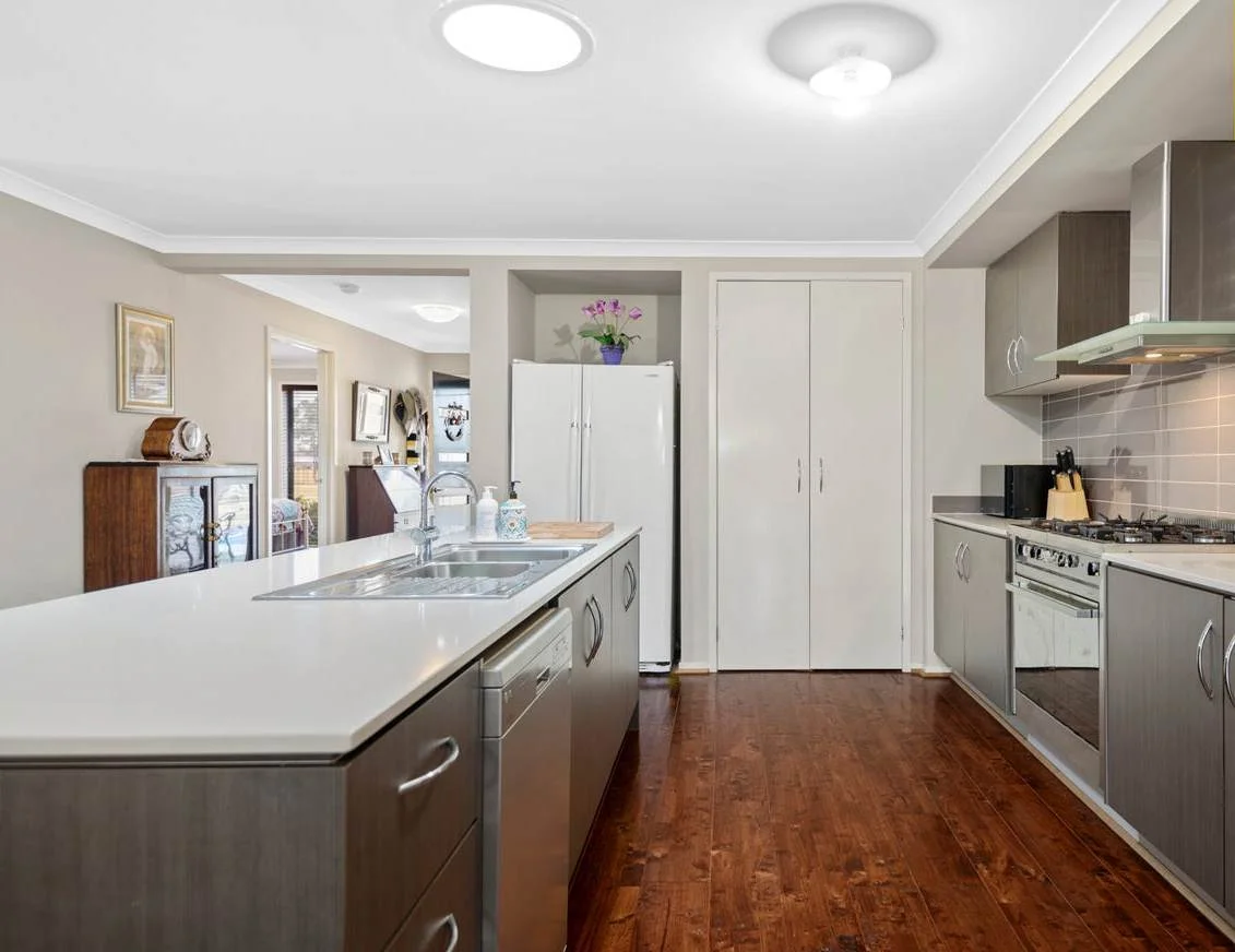 Additional image 3 of 16 Moonah Avenue, Brookfield VIC 3338