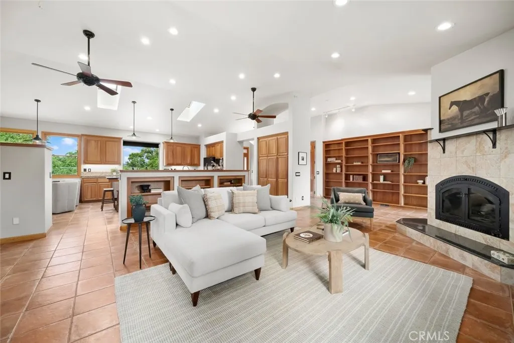 Additional image 9 of 5982 Violeta Ave, Atascadero, CA 93422