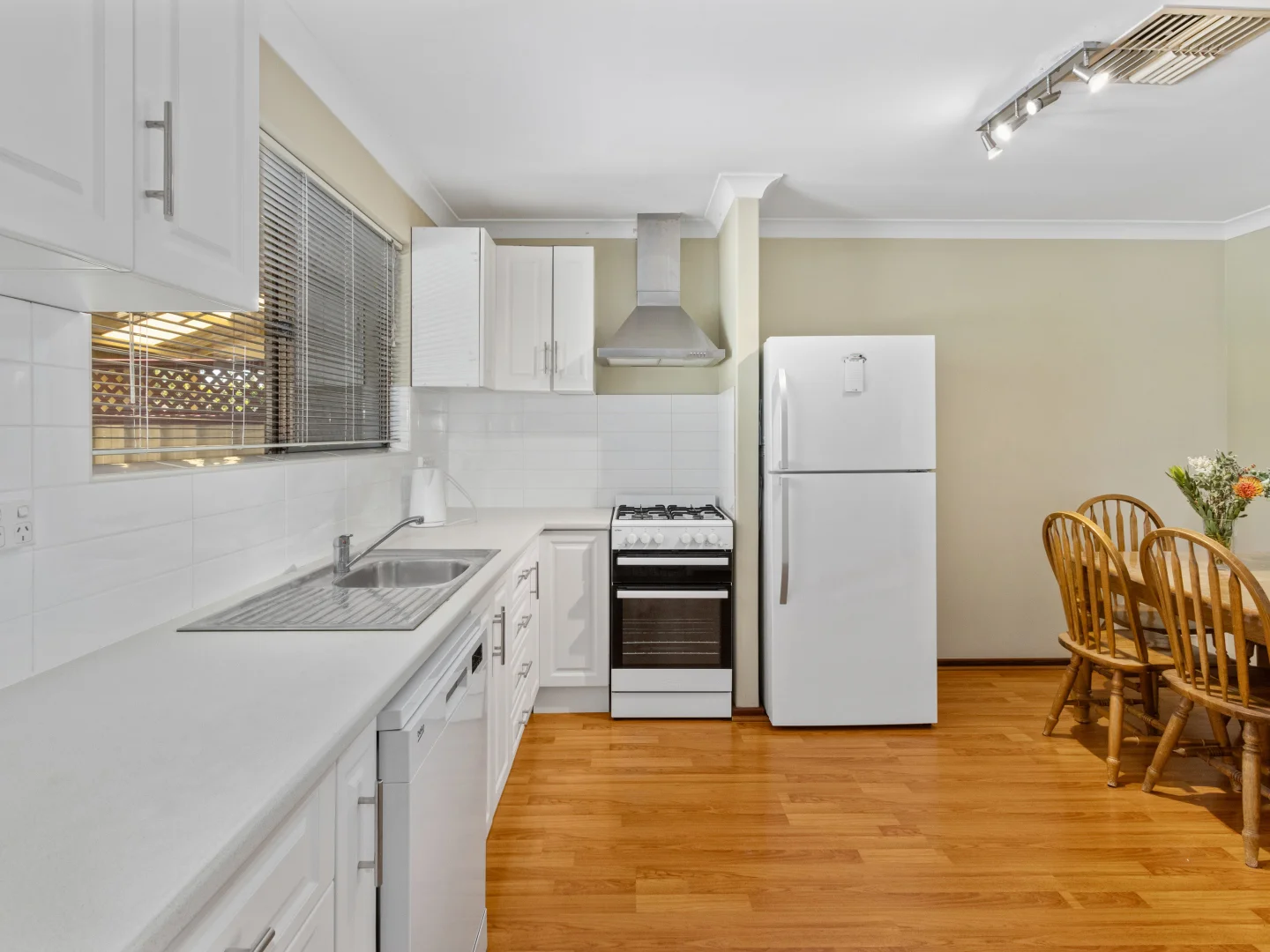 Additional image 16 of 25 Dewar Street, Armadale WA 6112