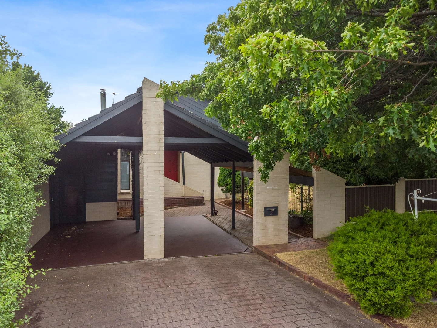 2 Kensington Gardens, Norwood TAS 7250
