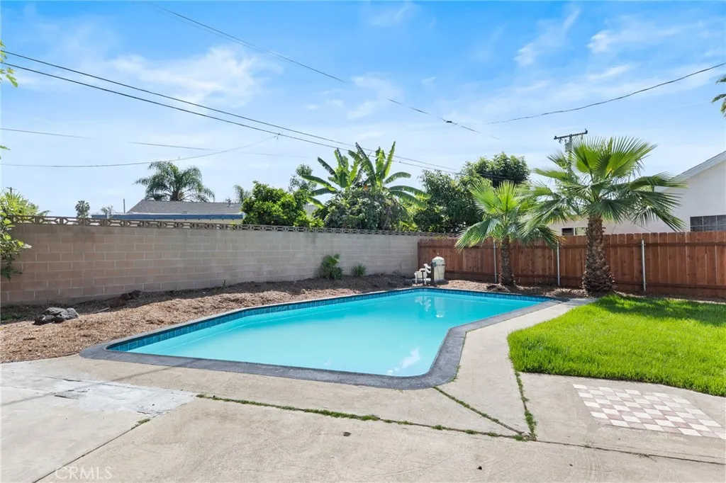 Additional image 32 of 932 Prock St, Pomona, CA 91768