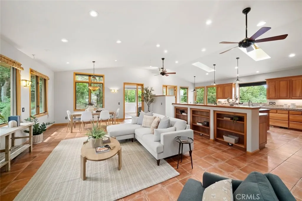 Additional image 5 of 5982 Violeta Ave, Atascadero, CA 93422