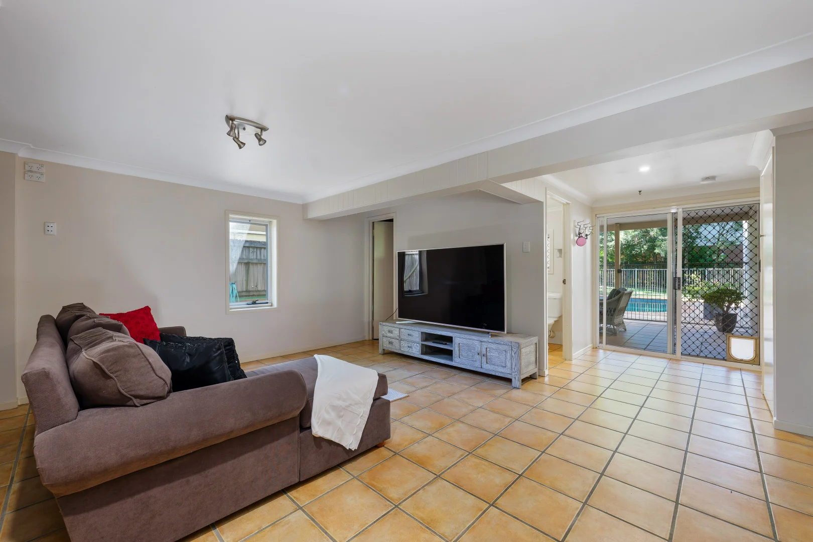 Additional image 11 of 7 Veronica Avenue, Daisy Hill QLD 4127