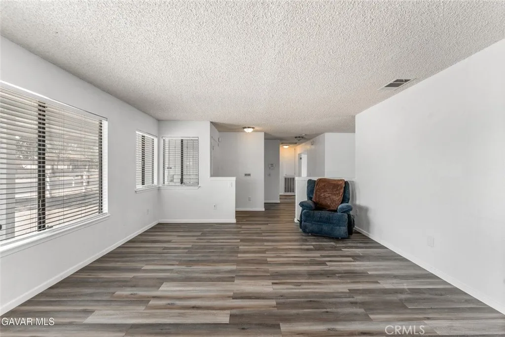 Additional image 7 of 39004 164th St E, Palmdale, CA 93591