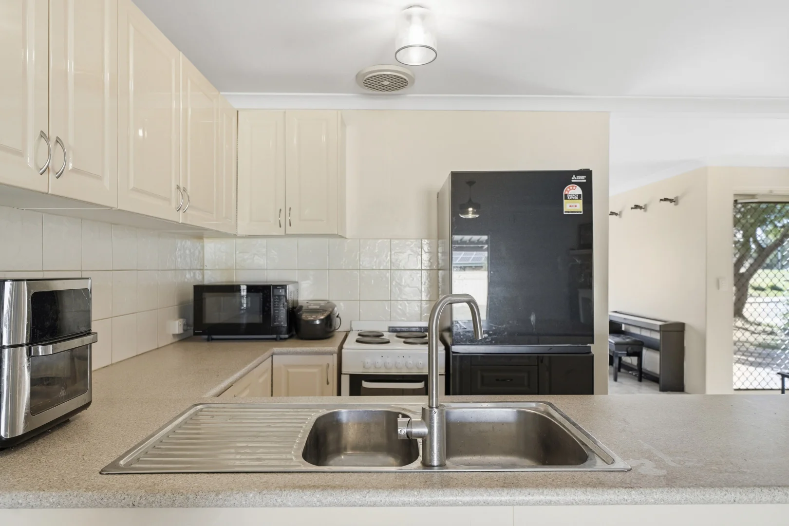 Additional image 6 of 70 Strawberry Drive, Seville Grove WA 6112