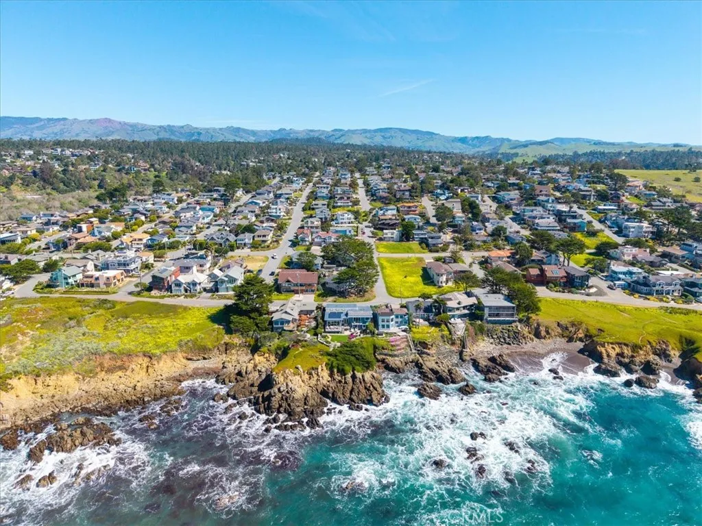 Additional image 101 of 333 Hastings Street, Cambria, CA 93428