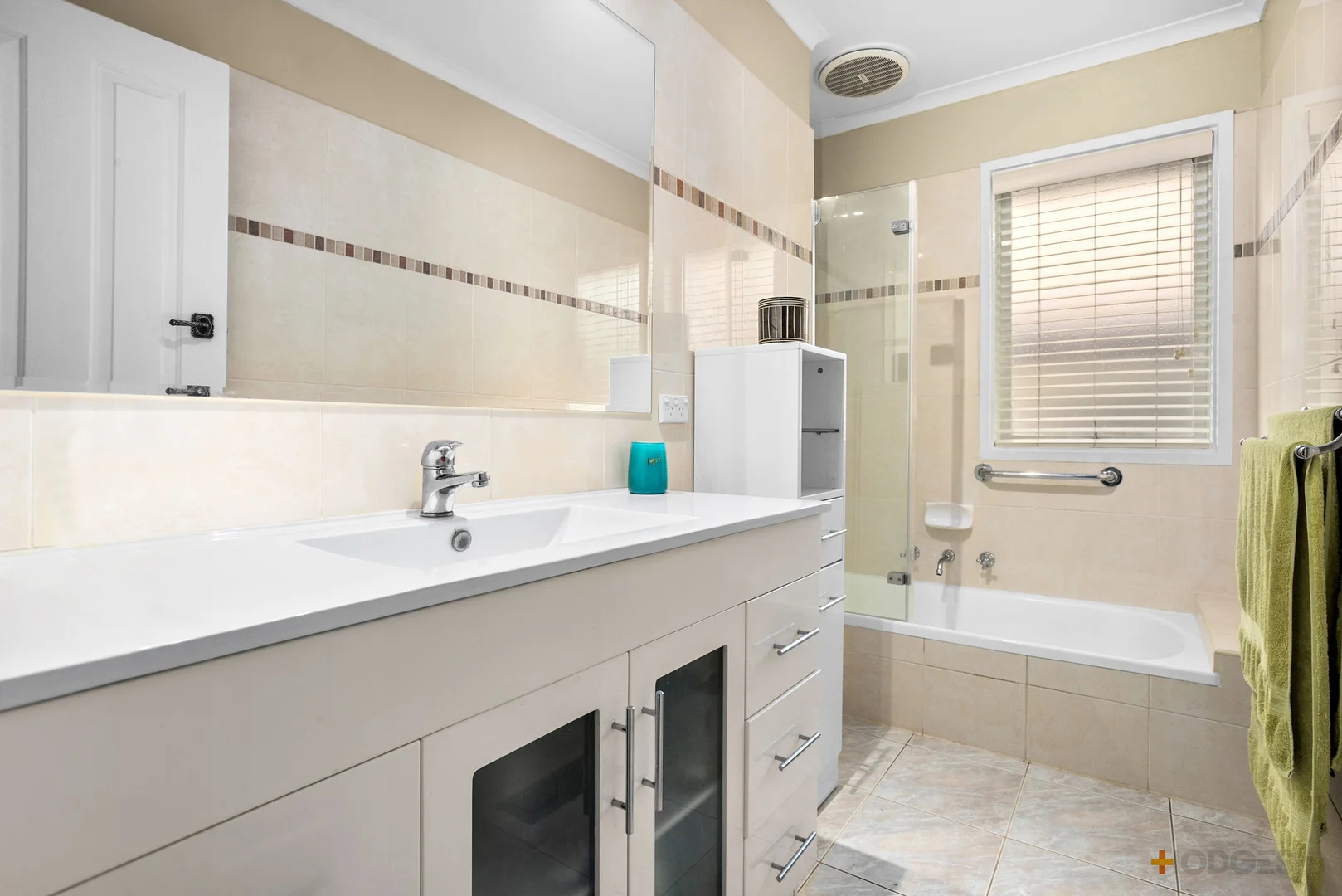 Additional image 5 of 50 Snowdon Drive, Cheltenham VIC 3192