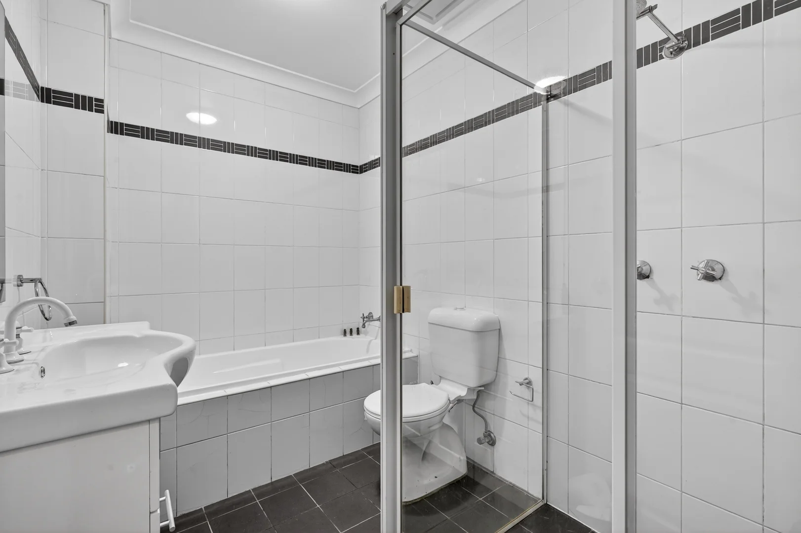 Additional image 6 of 2/2-4 Reid Avenue, Westmead NSW 2145