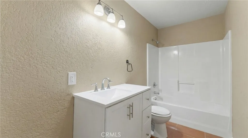 Additional image 82 of 13110 Beaver St, Sylmar, CA 91342