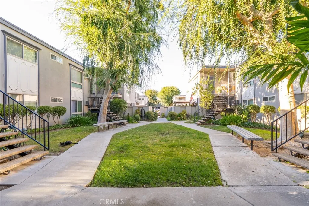 Additional image 2 of 6041 Fountain Park Street Unit 9, Woodland Hills, CA 91367