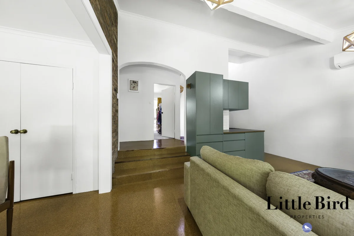 Additional image 2 of 8 Boothby Place, Garran ACT 2605